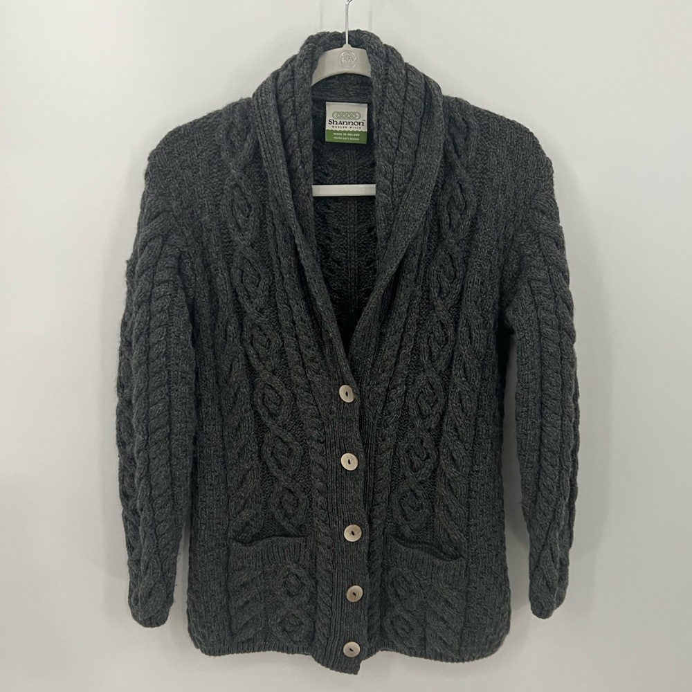 Shannon Woolen Mills gray wool cable knit cardigan